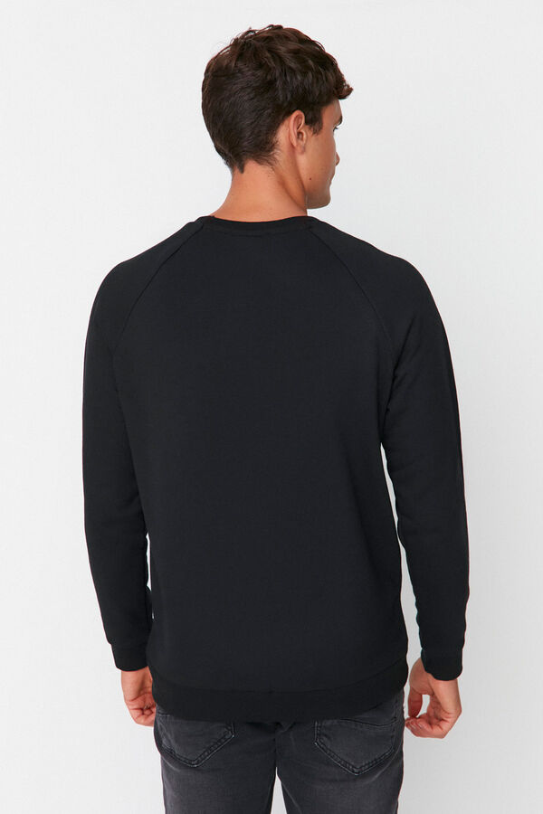 Trendyol Sweatshirt de gola redonda preto