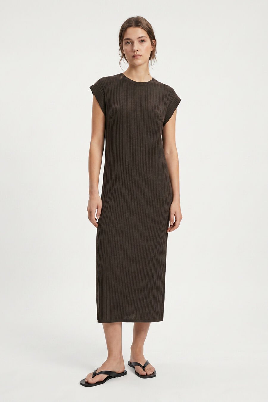 Vestido midi manga corta