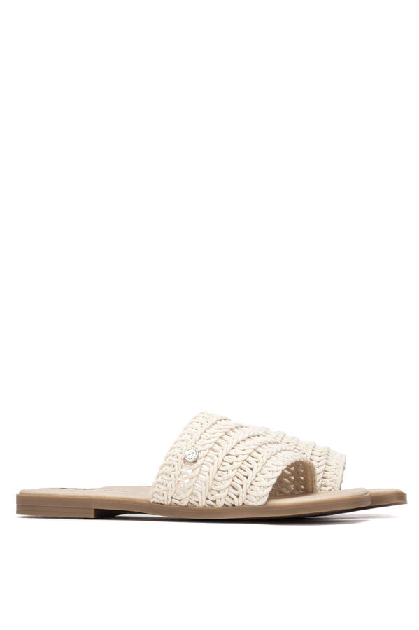 XTI Macram&eacute; flat sandal white