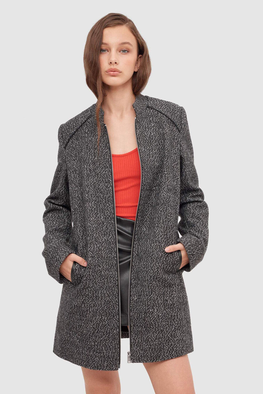 Abrigo Textura Con Cremallera