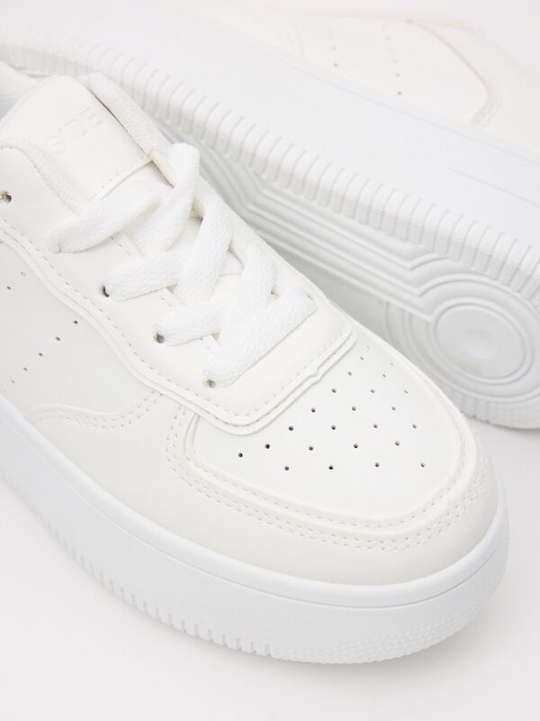 Inside T&eacute;nis informais plataforma  branco