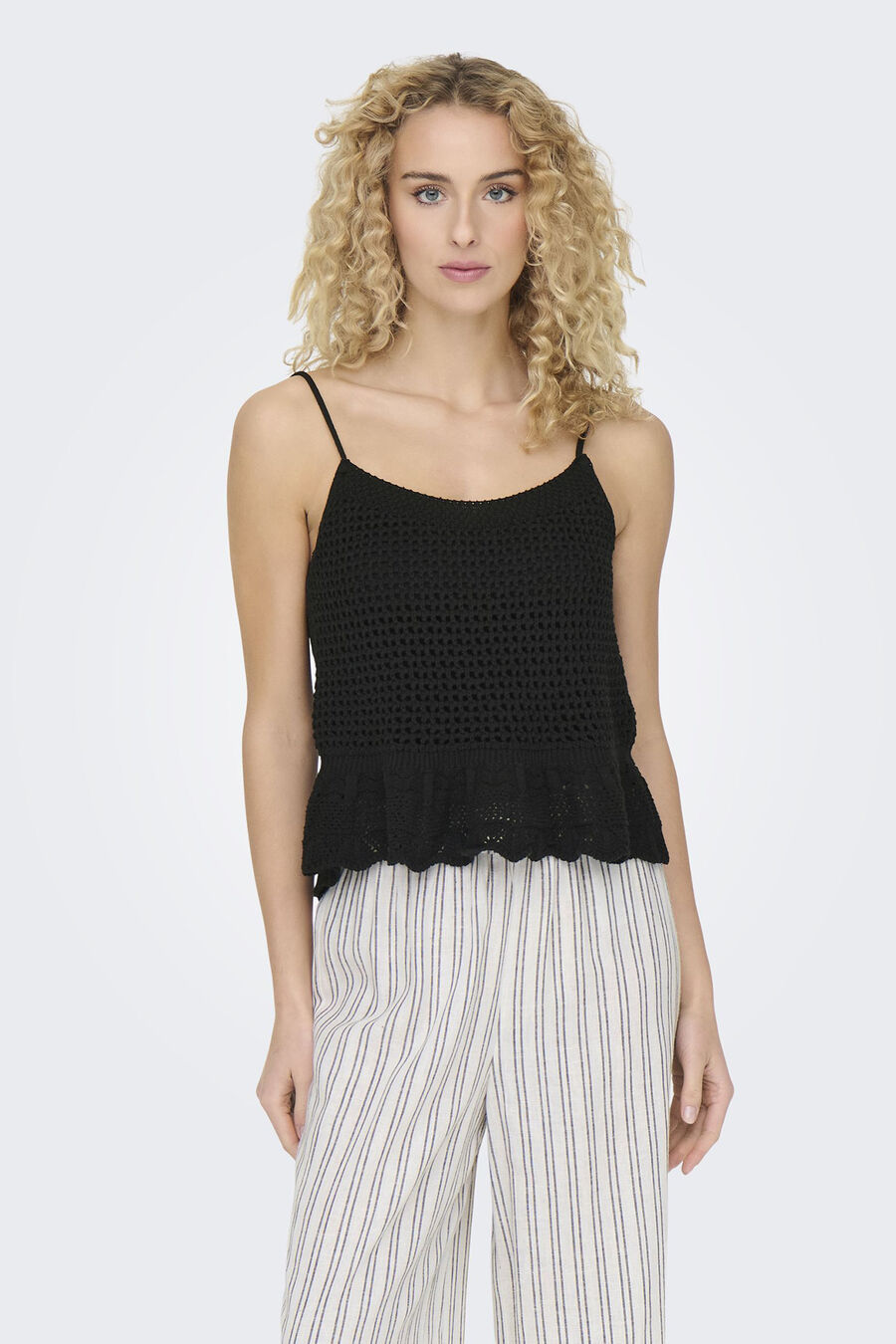 Camiseta tirantes crochet