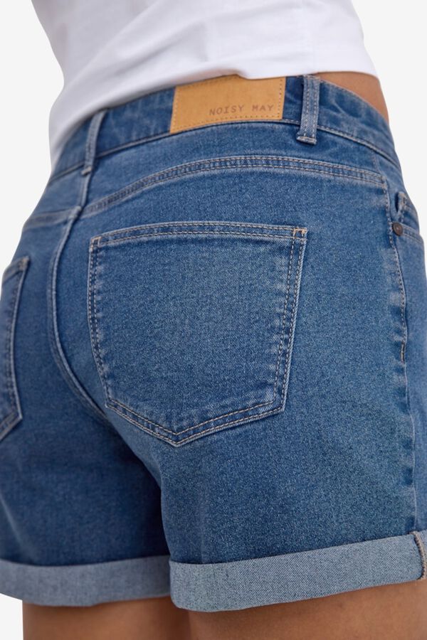 Noisy May Vaquero corto b&aacute;sico con dobladillo azul