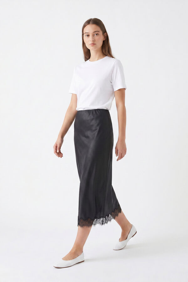 Pieces Satin-finish midi lace skirt black