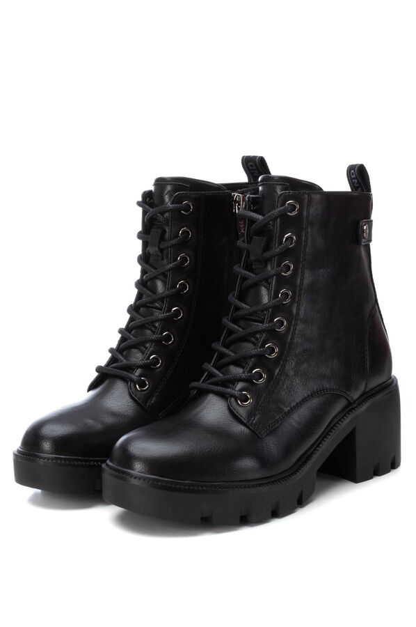 XTI Botin Con Cordones negro