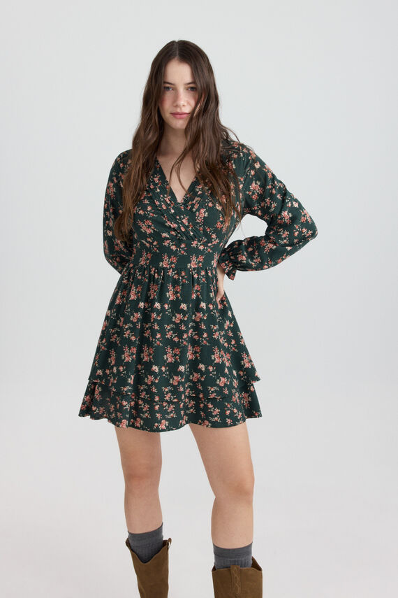 Vestido corto estampado volantes