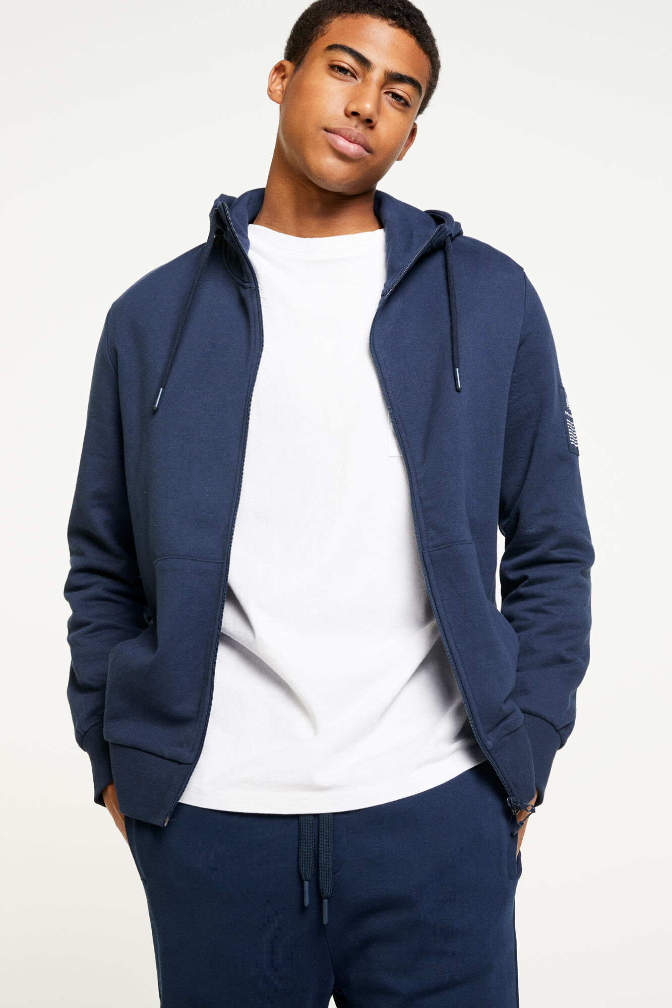 Sudaderas | Ropa casual para hombre | ICONS | Springfield