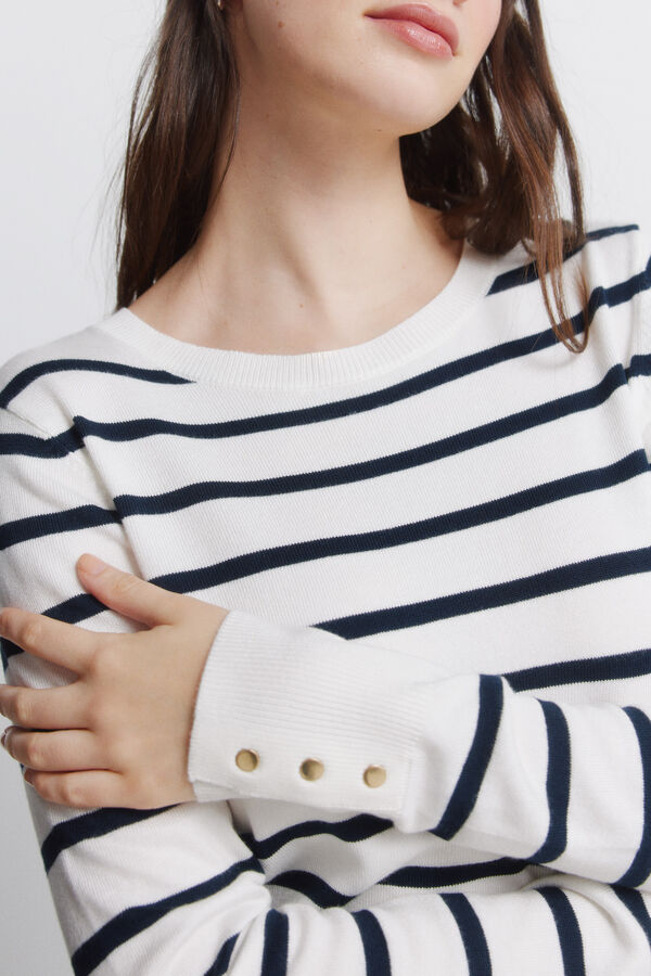 Springfield Fine jumper, button cuffs brown