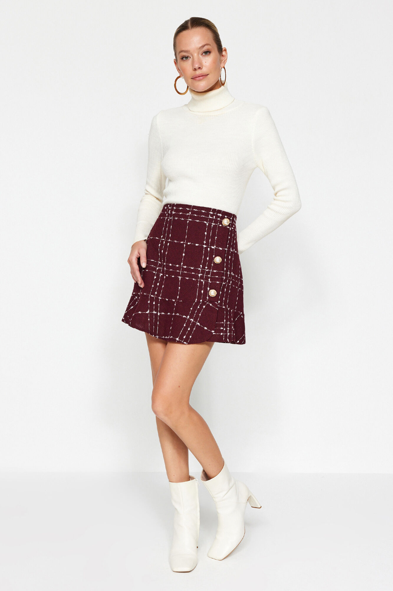 Trendyol Minifalda con bajo de volantes