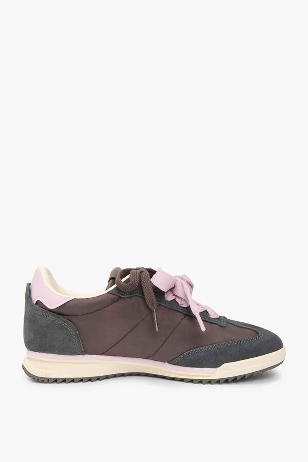Tommy Jeans Retro Tommy Jeans trainers in brown and pink nude