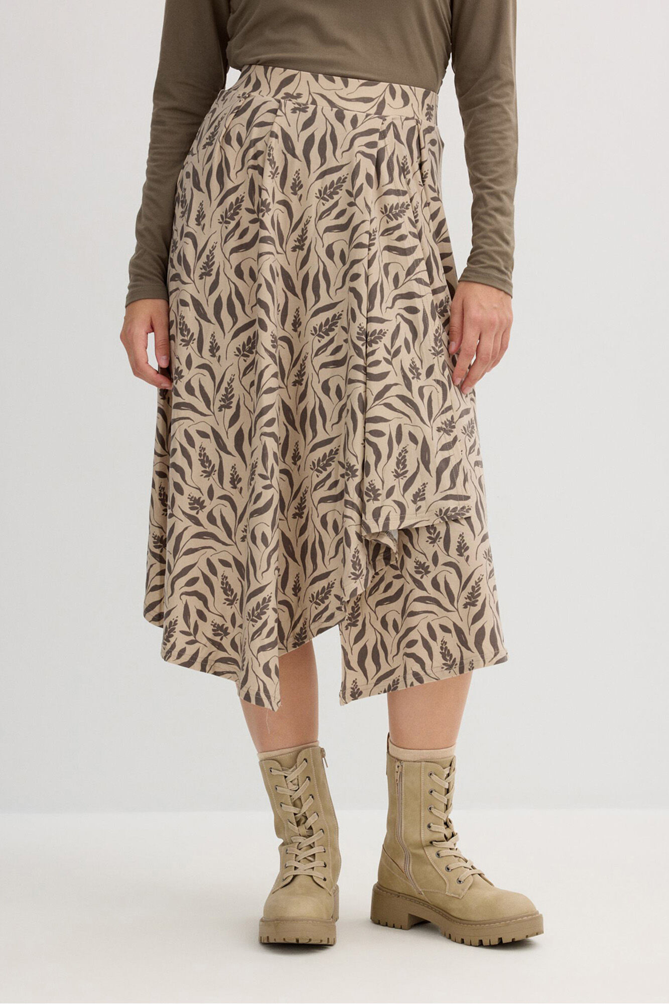 Inside Falda midi asim&eacute;trica