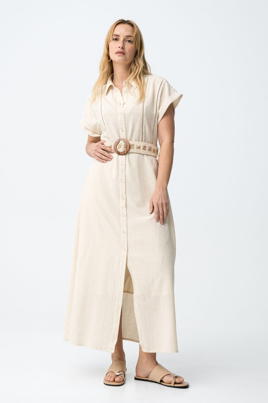 Vestido con cinturón