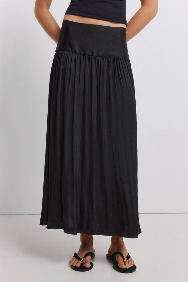 Springfield Pleated midi skirt black