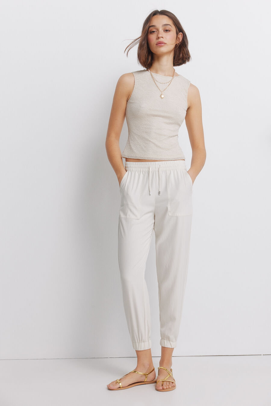 Pantalón jogger con goma