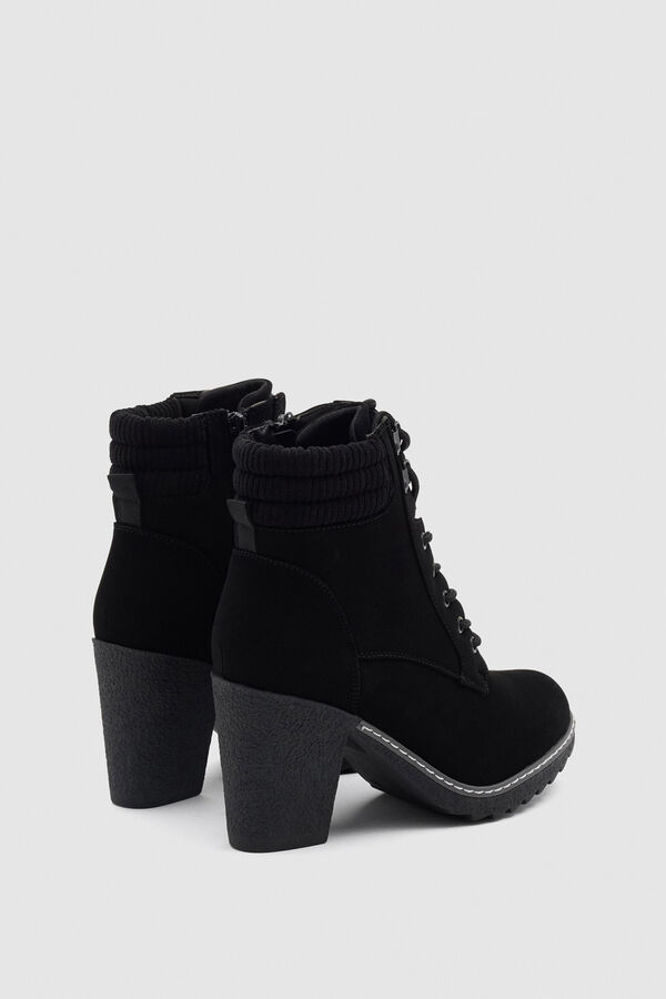 Inside Botin Monta&ntilde;ero negro