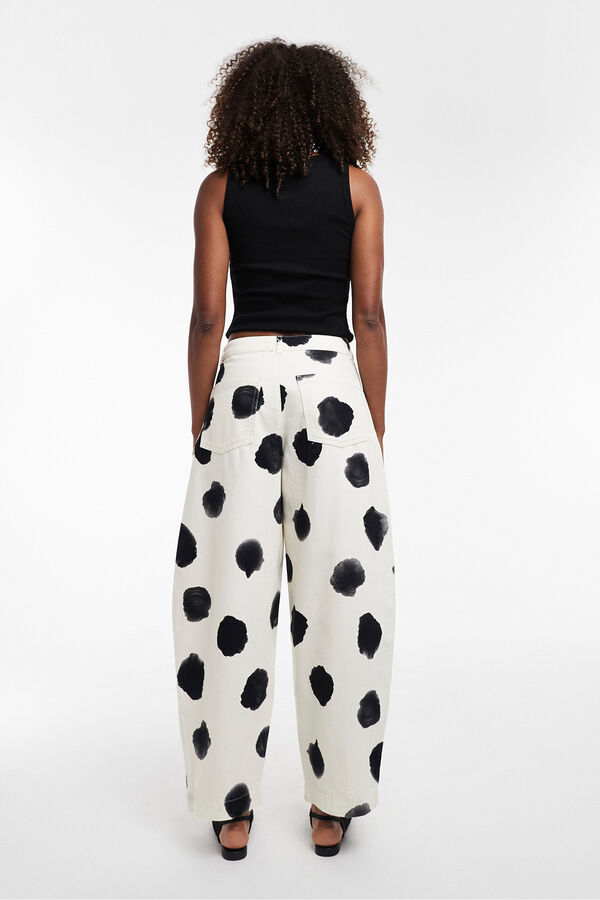 Topshop Pantal&oacute;n estampado barrel fit rosa