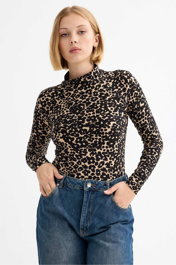 Inside High Neck T-shirt fekete