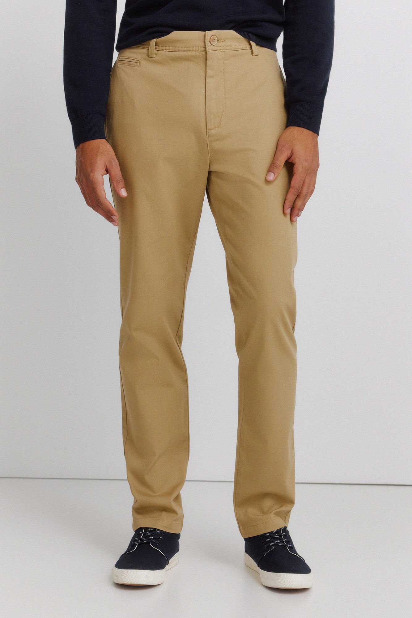Springfield Chino pantalone standardnog kroja