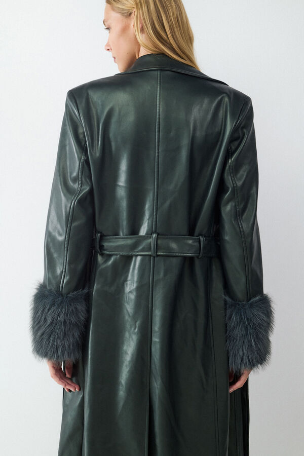 Balmohk Trench efecto piel detalle pelo verde