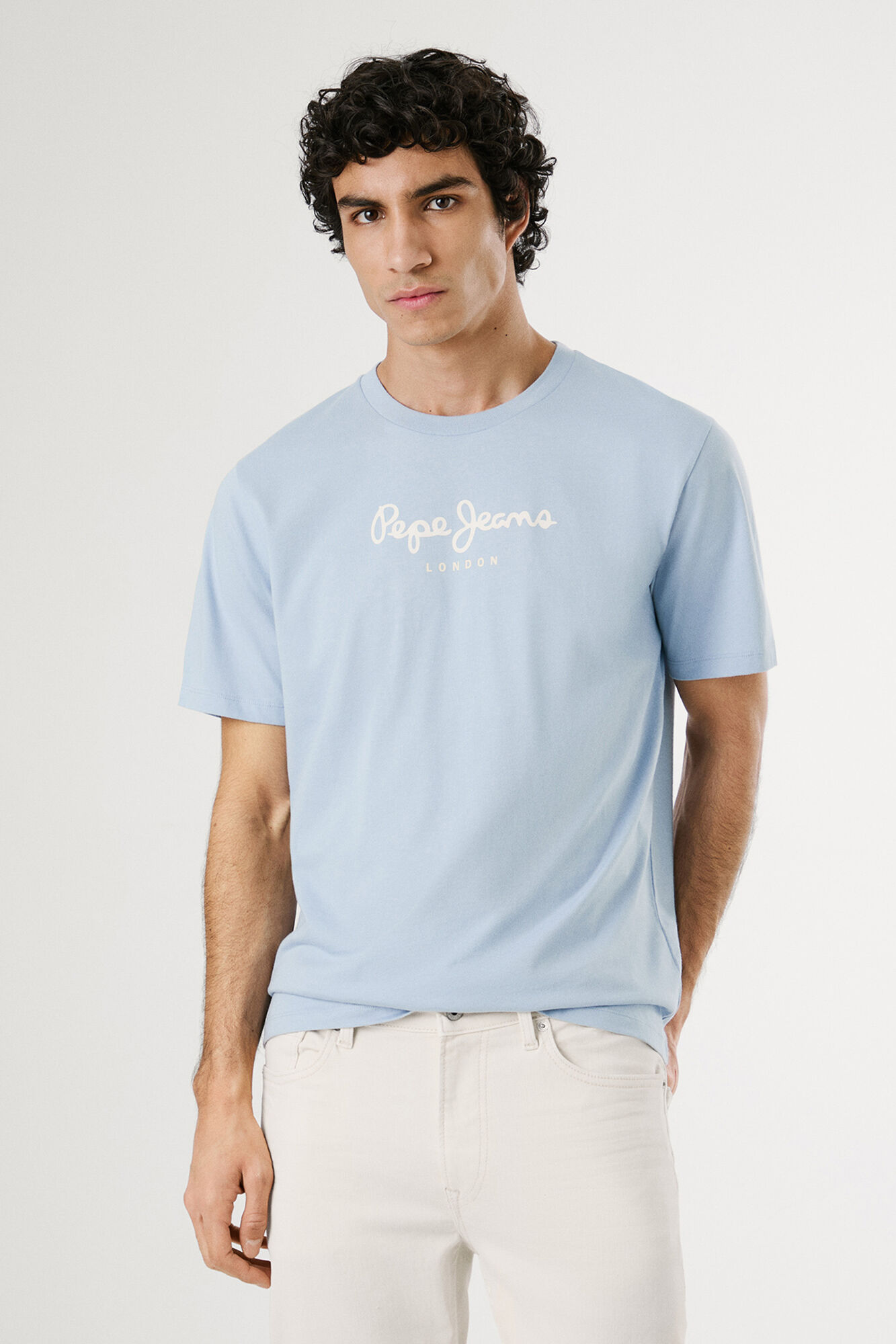 Pepe Jeans Camiseta de manga corta con logo frontal.