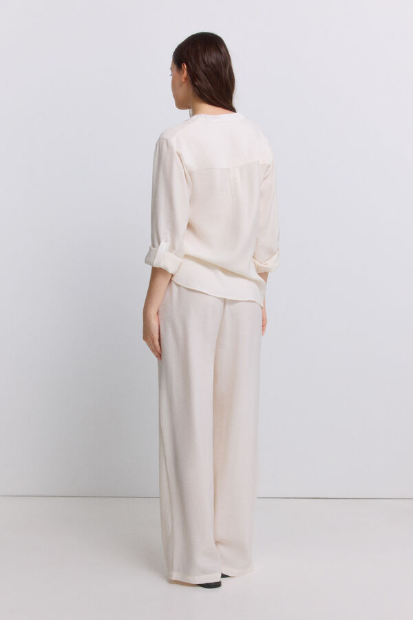 Springfield V-neck blouse beige