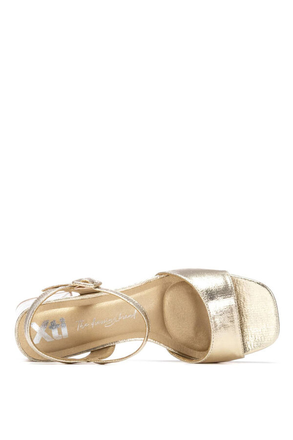 XTI Sandalia Tac&oacute;n Pala Y Pulsera amarillo