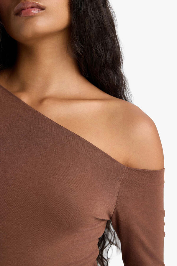 DeFacto Asymmetric T-shirt nude