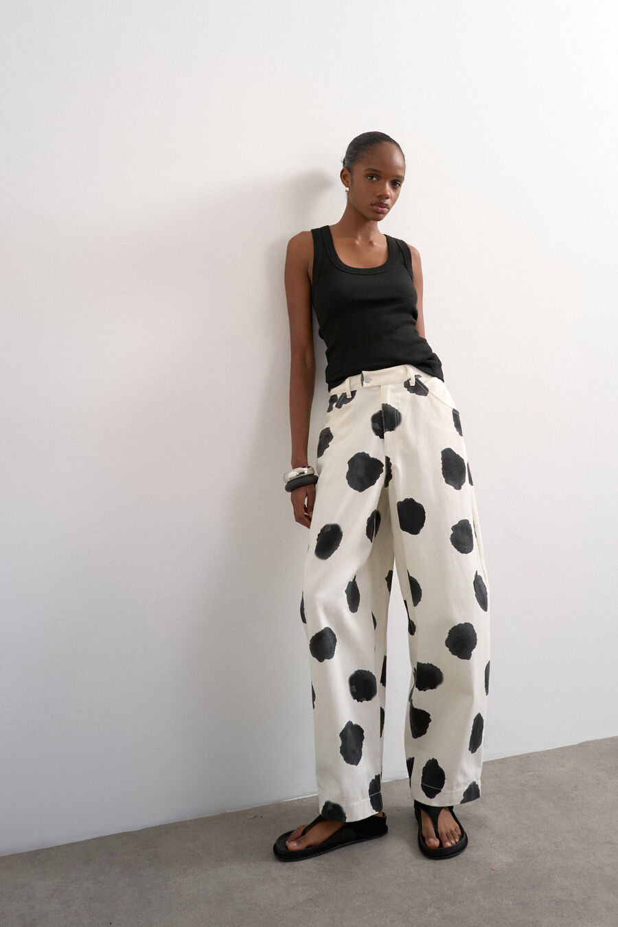 Pantalón estampado barrel fit