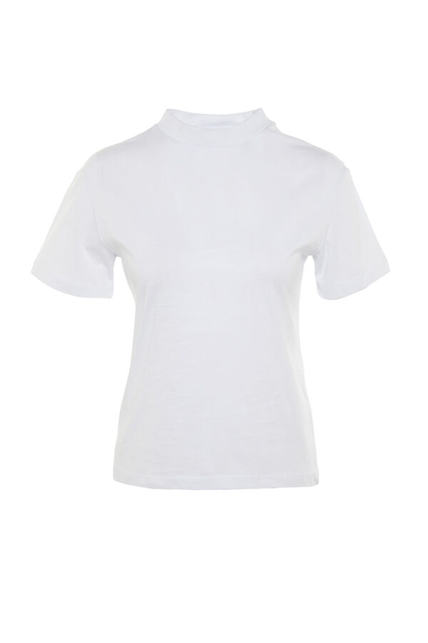 Trendyol Camiseta b&aacute;sica corte regular manga corta blanco