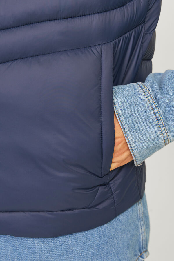 Jack & Jones P&aacute;rn&aacute;zott nyak k&eacute;k