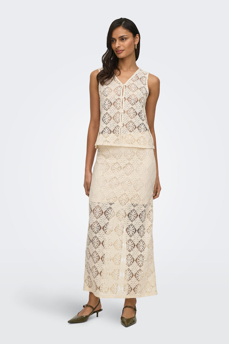 Falda larga encaje calado