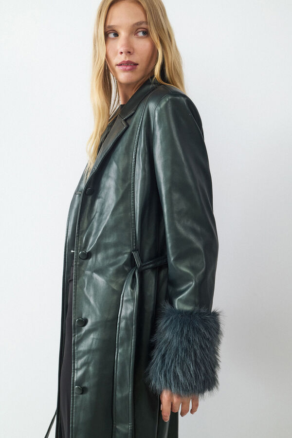 Balmohk Trench efecto piel detalle pelo verde