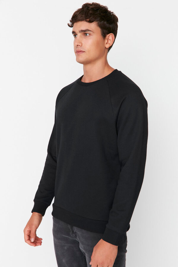Trendyol Sudadera regular sin capucha negro