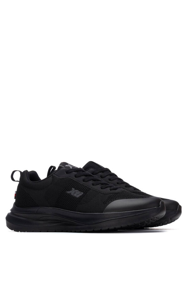 XTI Laced trainers black