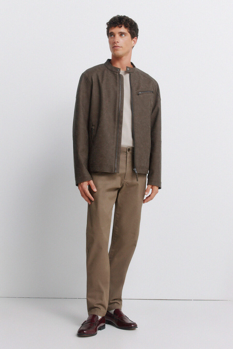 Pantalón chino microestampado slim fit