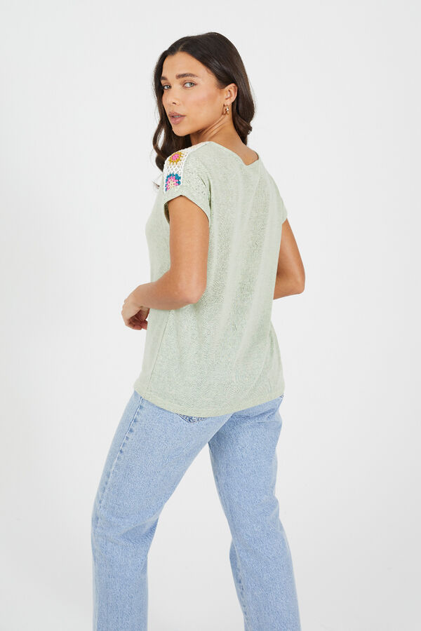 Brave Soul Short-sleeved t-shirt with crochet detail beige