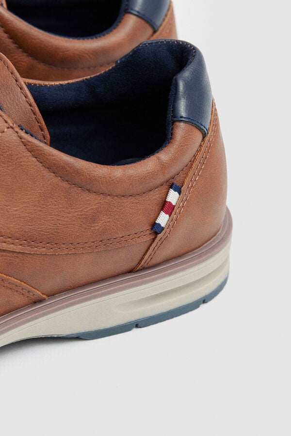 Springfield Klassische Blücher-Schuhe Detail braun