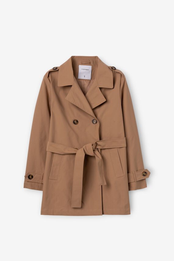 Gabardina con cinturón