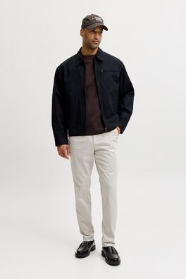 Pantalón chino slim