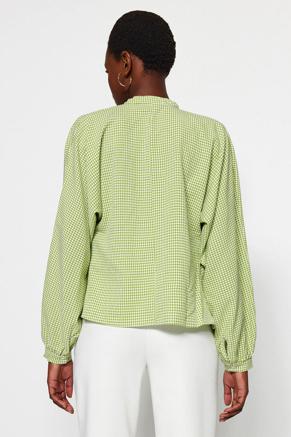 Trendyol Blusa abotonada verde