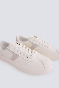 Springfield White trainers