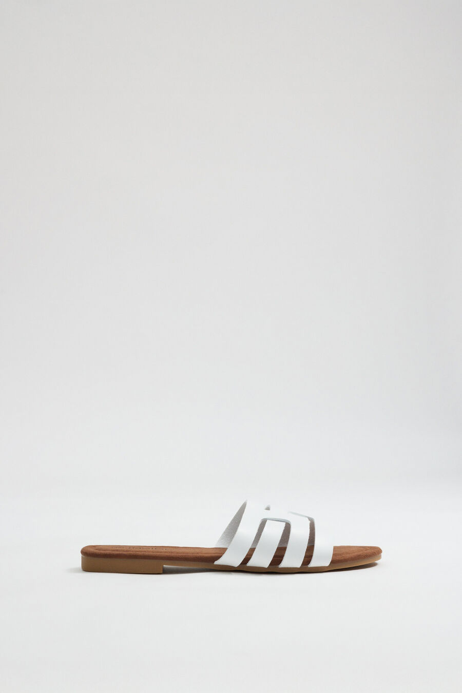 Sandalias plana pala tiras