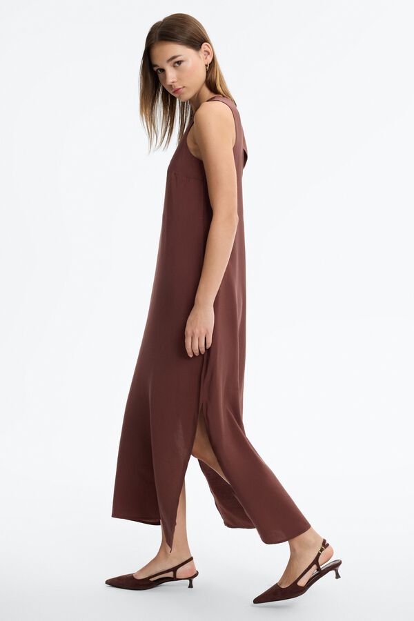 Inside Long dress with slits brown
