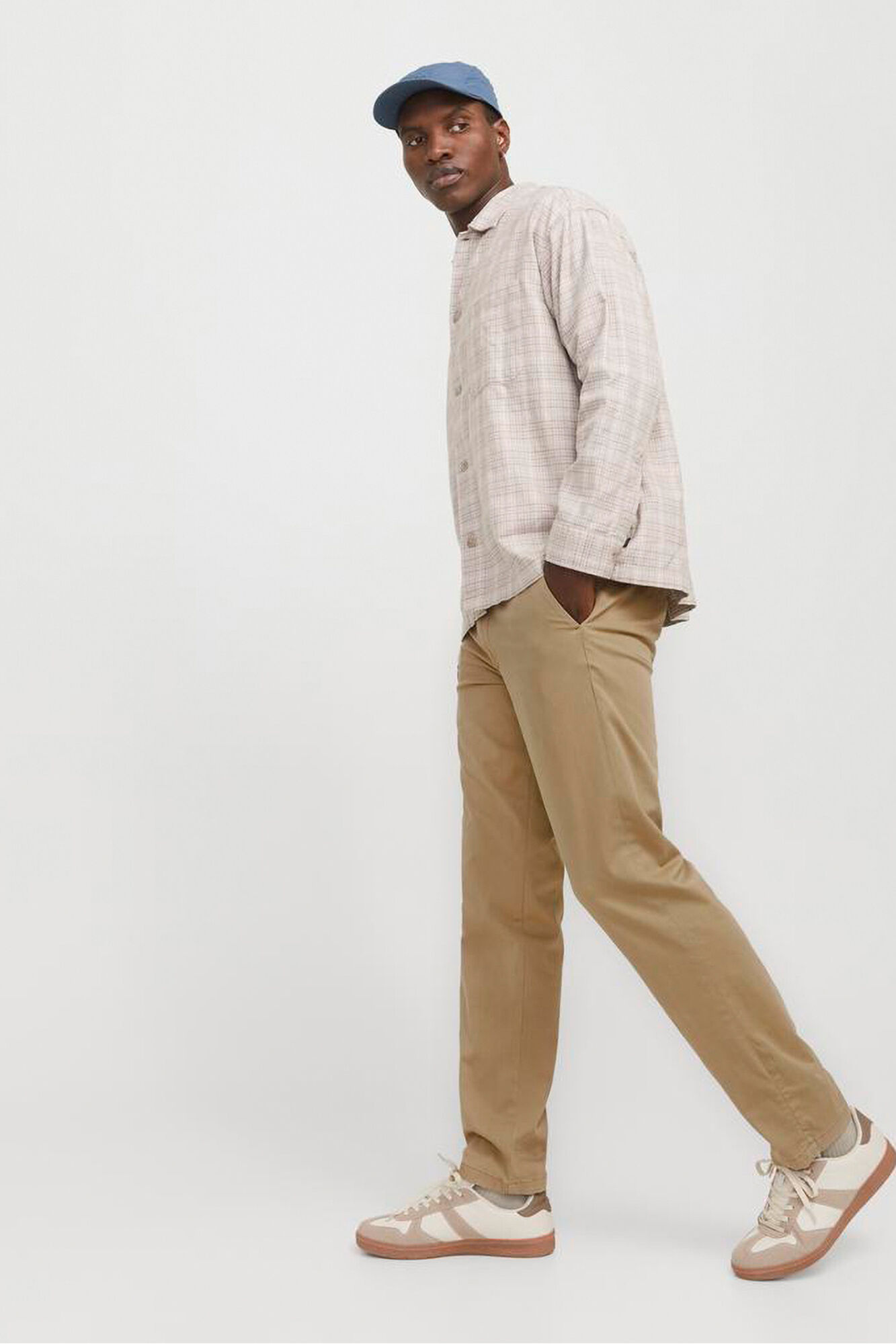 Jack & Jones Pantal&oacute;n chino de corte relajado