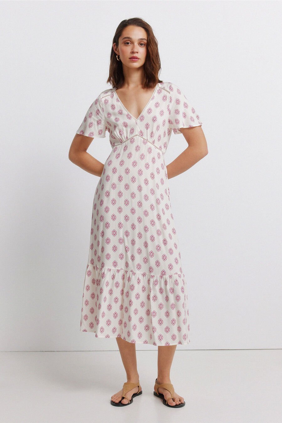 Vestido midi lace manga corta