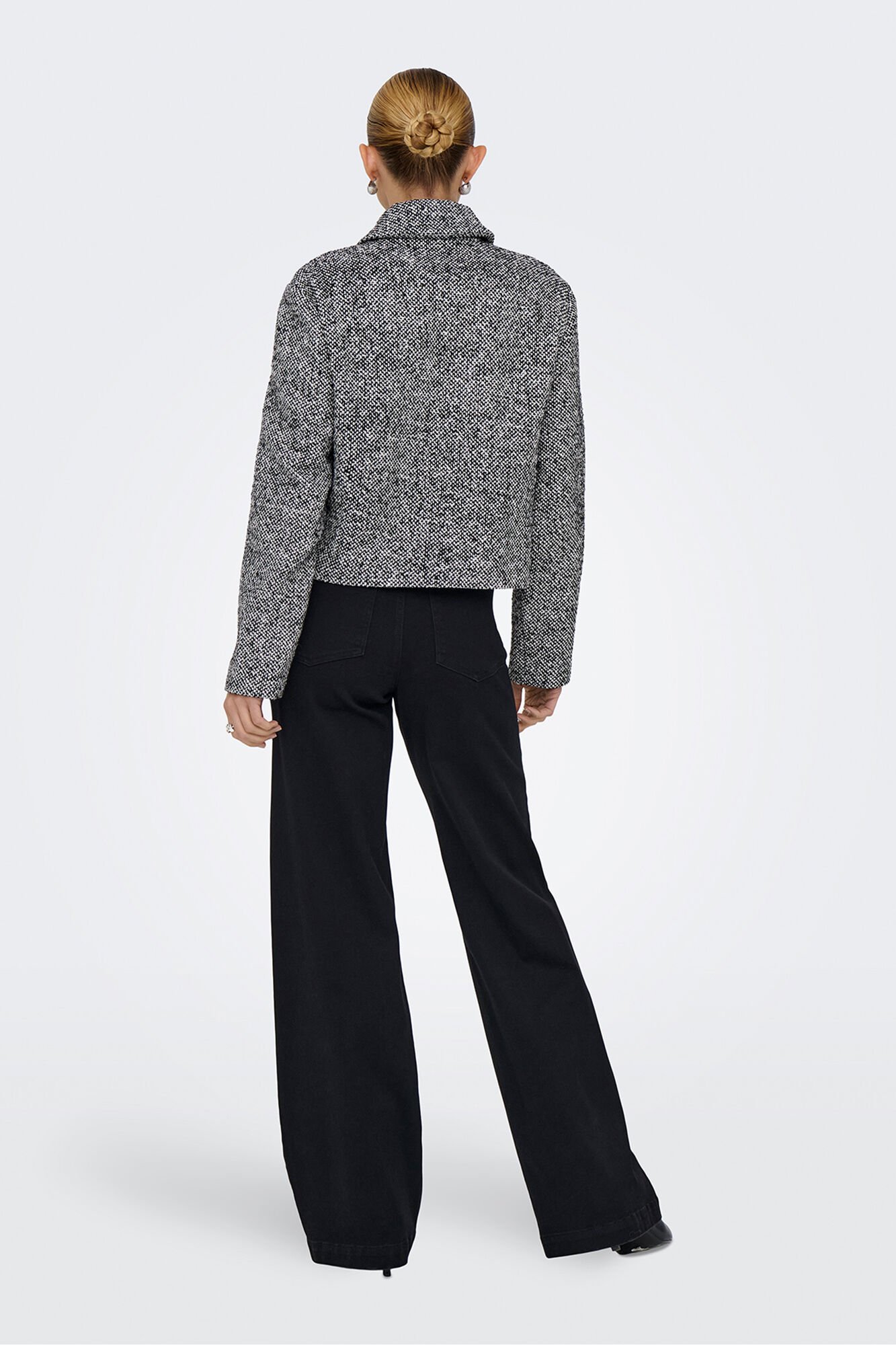 JDY Abrigo de pa&ntilde;o corto