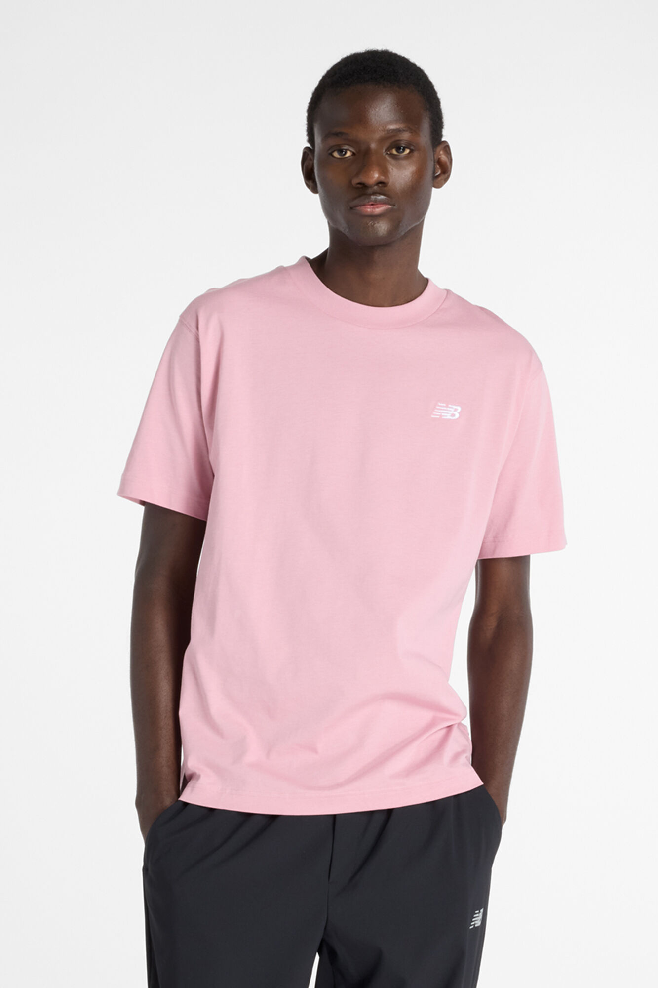 New Balance Camiseta de algod&oacute;n Sport Essentials