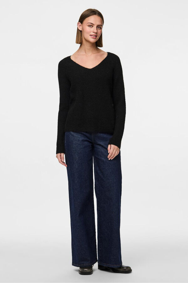 Pieces Camisola gola em bico b&aacute;sica preto