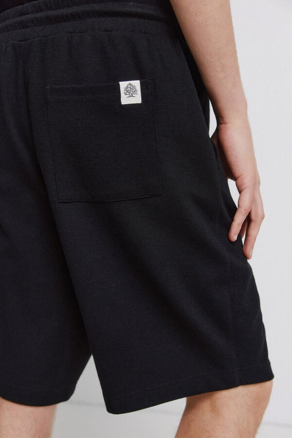 Springfield Waffle Bermuda shorts black