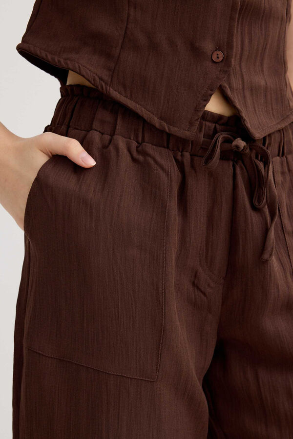 Inside Cal&ccedil;a jogger cintura alta castanho